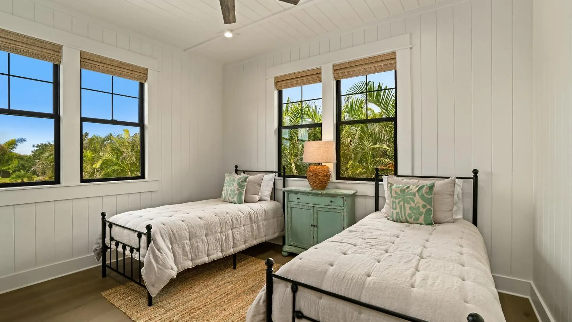 Spacious 4Br Luxury Home In Poipu Koloa